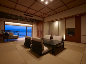 サンライズ　704号②