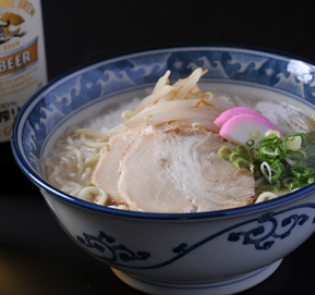 牛骨ラーメン